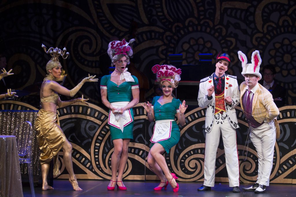 events | 西城好看 through the looking glass: the burlesque